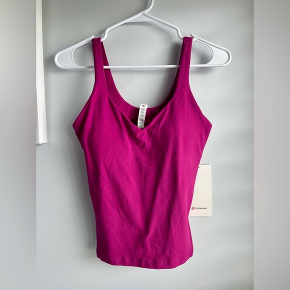 🍋Lululemon Align Waist-Length Tank Top *Light Support, A/B Cups - Picture 2 of 4